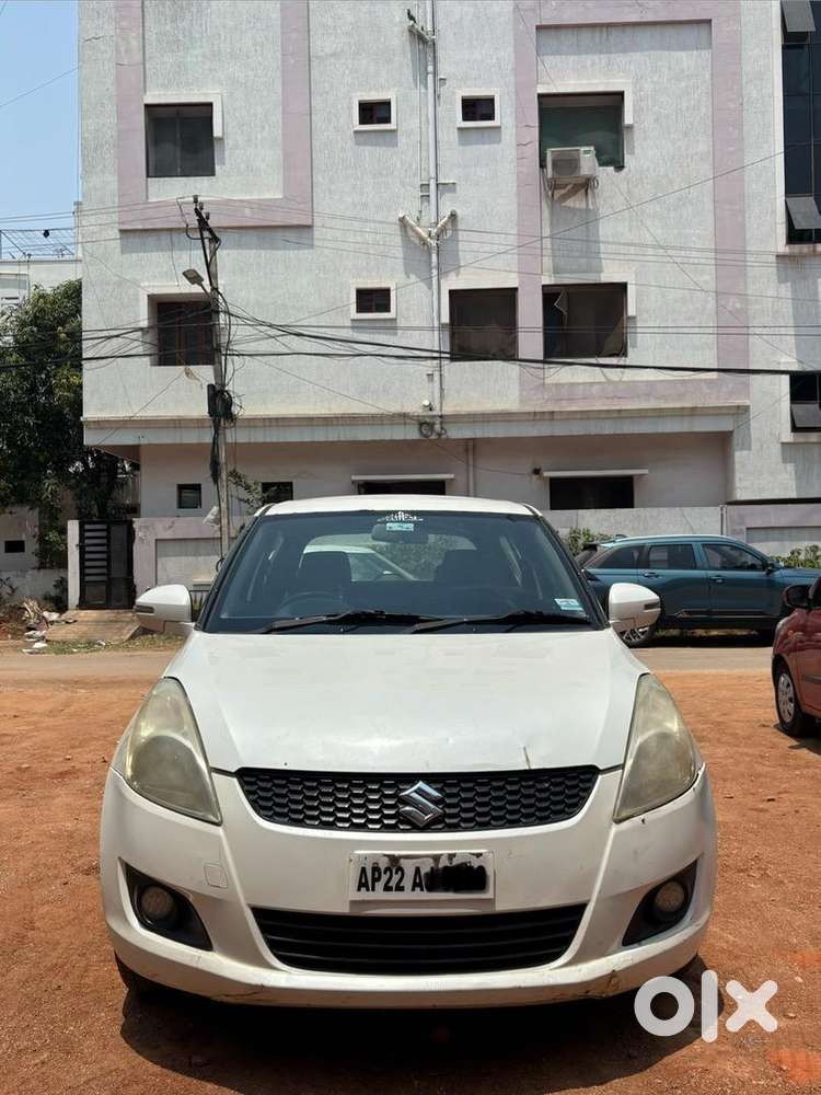 Maruti Suzuki Swift 2012 Diesel 97323 Km Driven