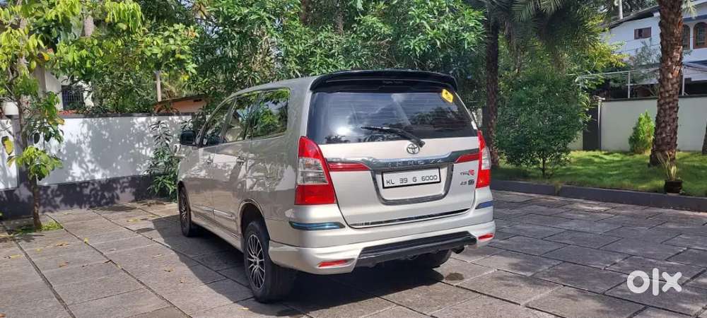 Toyota Innova 2014 Diesel Well Maintained