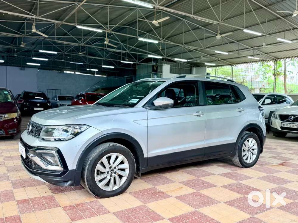 Volkswagen Taigun 1.0 Tsi Highline At, 2021, Petrol