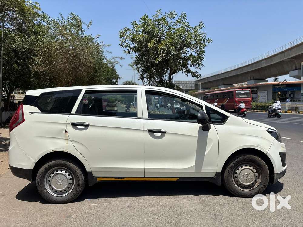Mahindra Marazzo M2 8str, 2022, Diesel