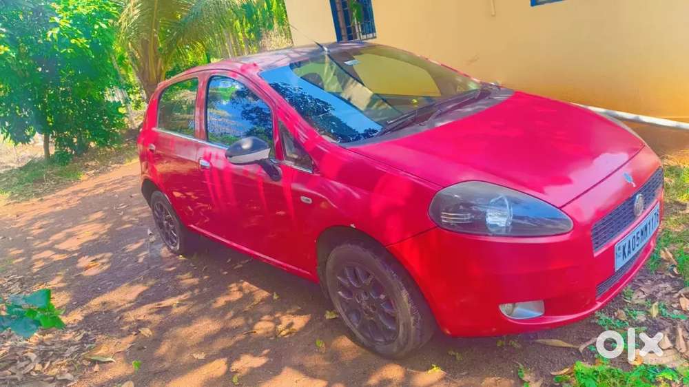 Fiat Grand Punto 2012 Diesel 145000 Km Driven