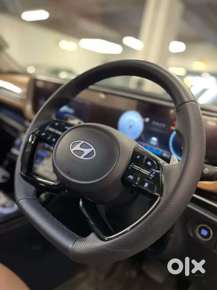 Hyundai Alcazar, 2025, Petrol