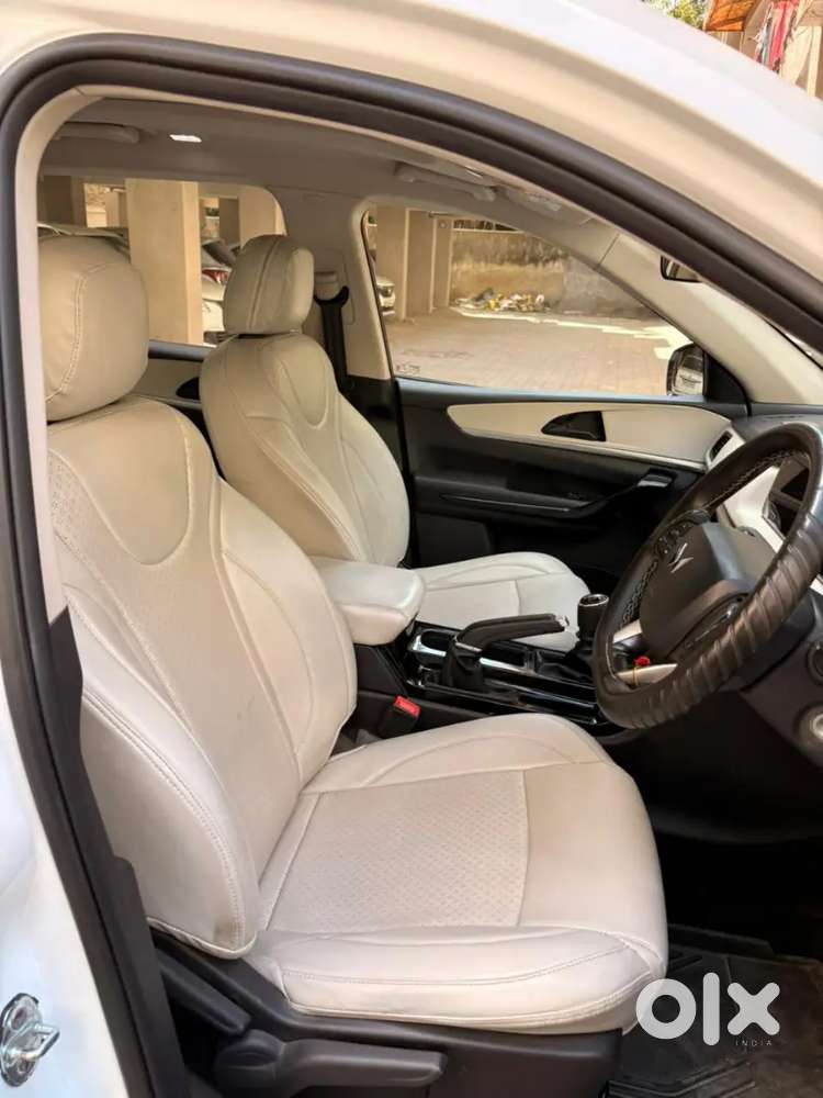 Mahindra Xuv700 Diesel 2023