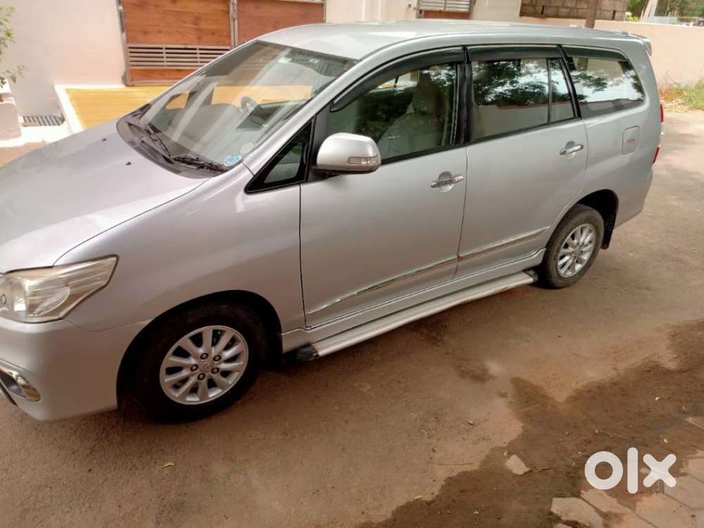 Toyota Innova 2.5 V 8 Str, 2014, Diesel