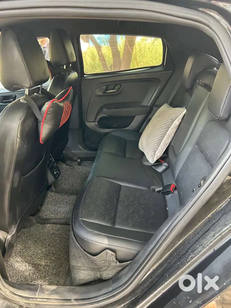 Tata Altroz Top Model Non Accident 80000 Km Driven  Vip No