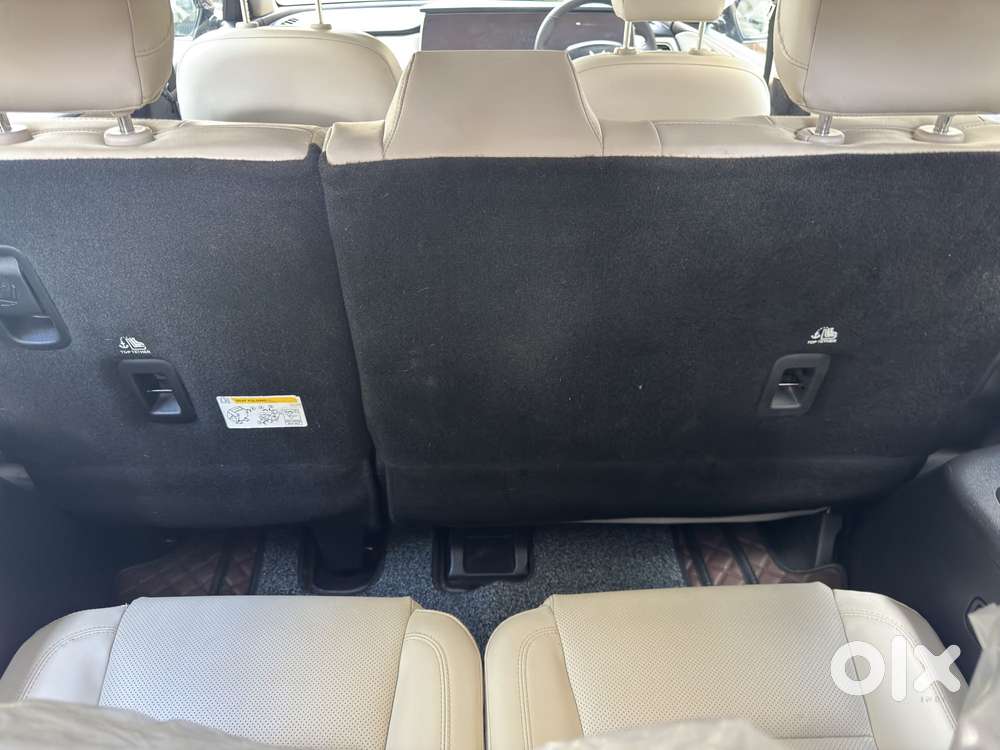 Mahindra Xuv700 2.0 Ax 7 Petrol At Str, 2024, Petrol