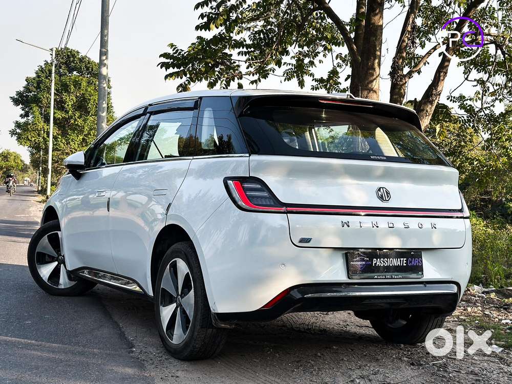Mg Windsor Ev Essence, 2024, Electric