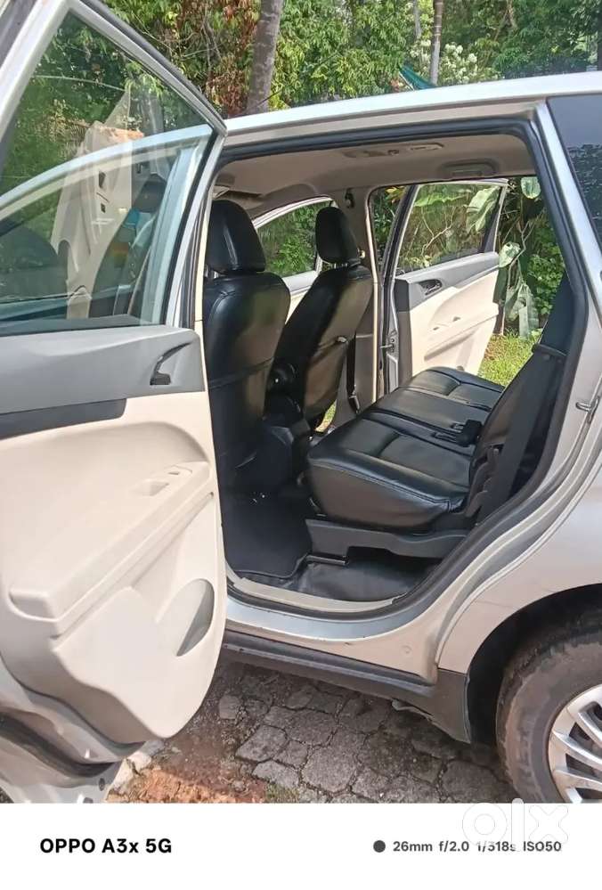 Mahindra Marazzo Diesel 2019