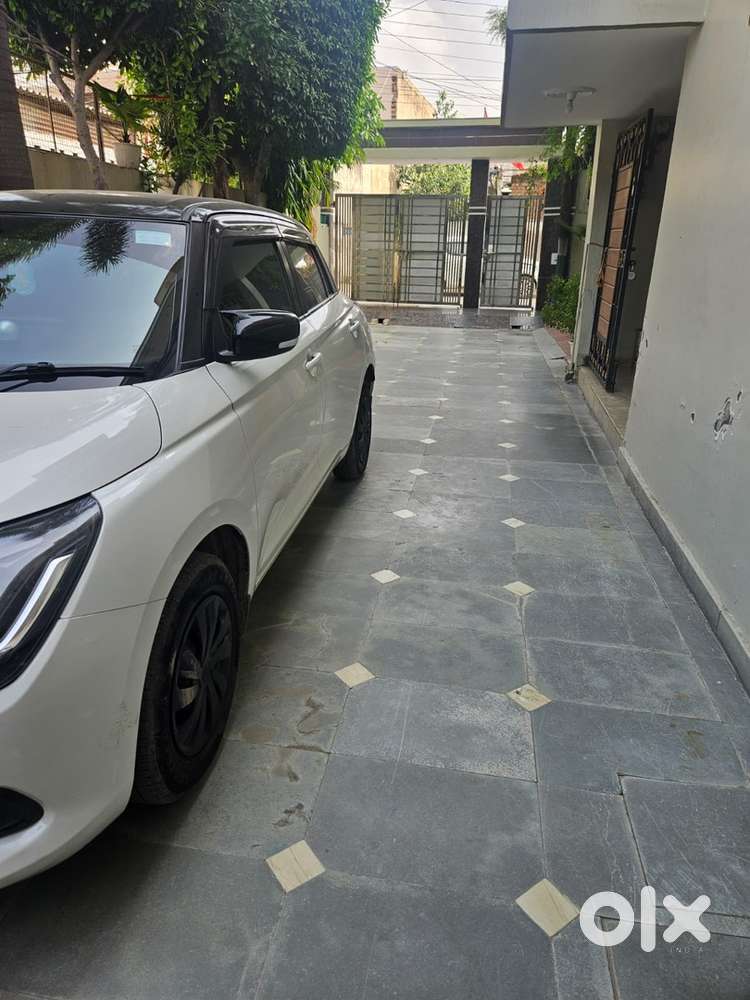 Maruti Suzuki Swift Vxi 2025 Petrol