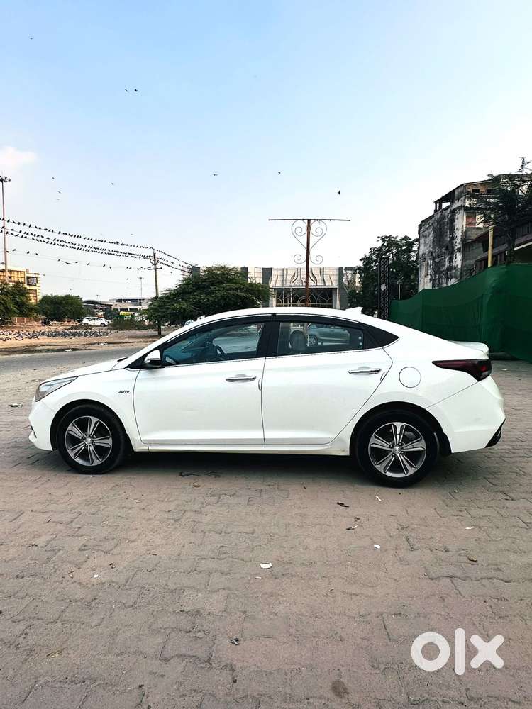 Hyundai Verna Crdi 1.6 At Sx Option, 2019, Diesel