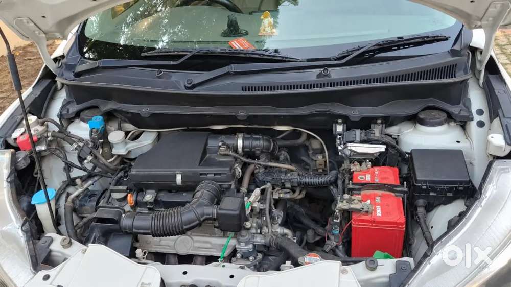 Maruti Suzuki Ertiga Vxi 2024