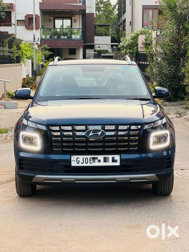 Hyundai Venue 1.2 S (o), 2022, Petrol