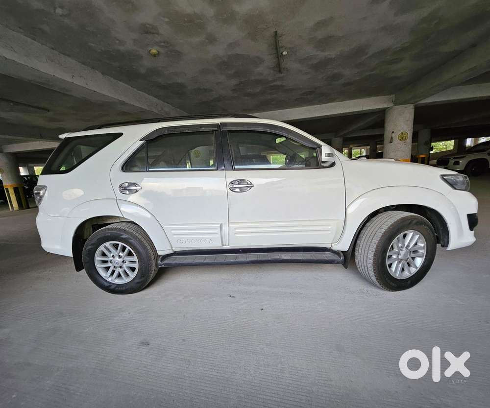 Toyota Fortuner 2011-2016 4x2 Manual, 2013, Diesel