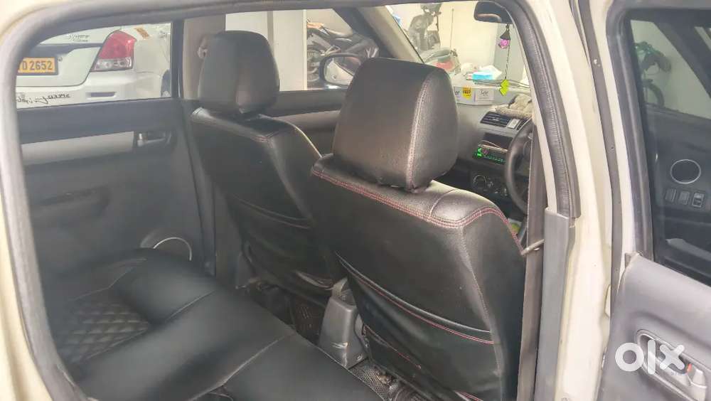 Maruti Suzuki Swift 2009 Diesel 132000 Km Driven