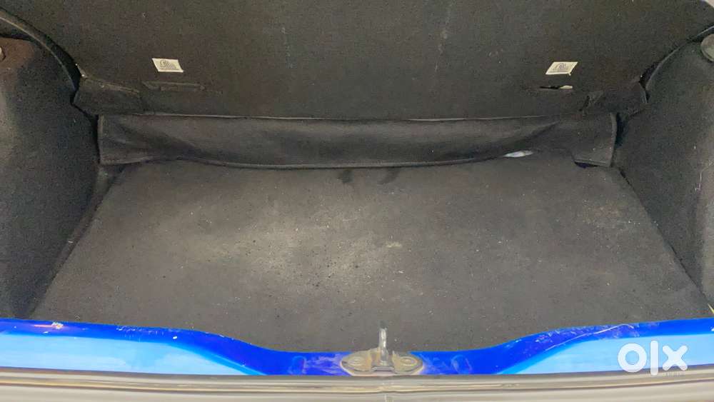 Tata Punch 1.2 Revotron Creative Amt Dual Tone, 2023, Petrol