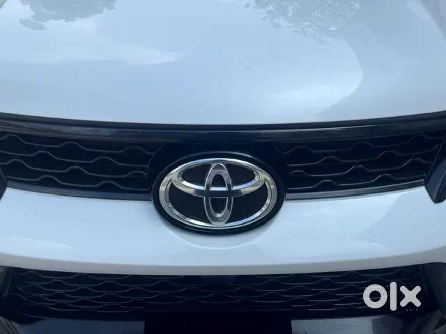 Toyota Fortuner Legender, 2023, Diesel