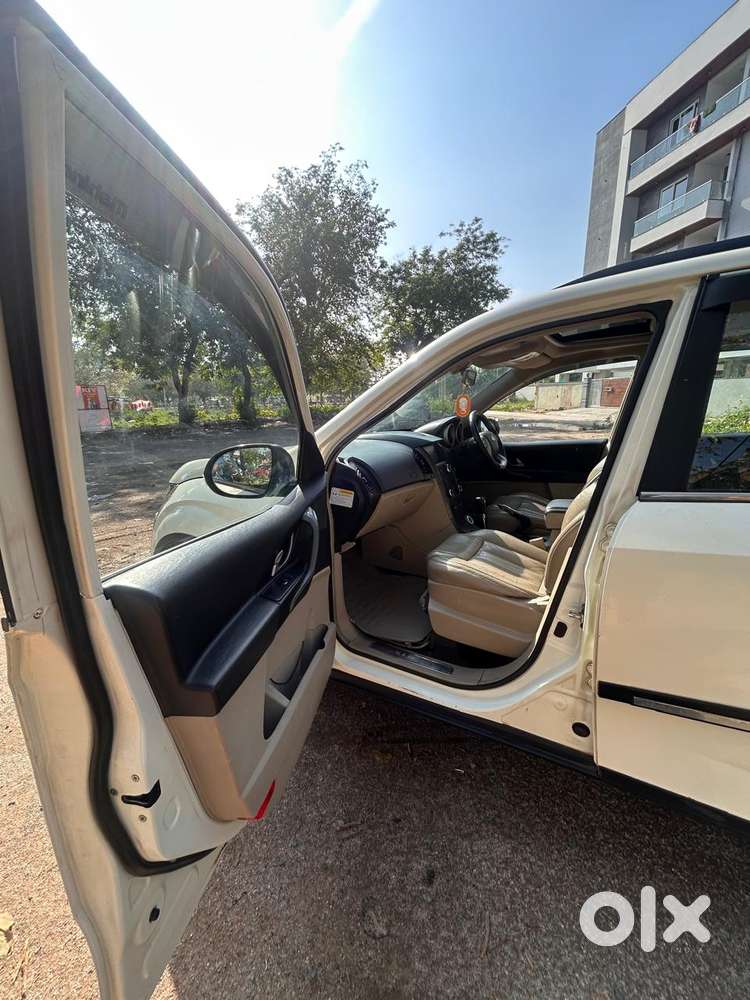 Mahindra Xuv500 At W10 Awd, 2017, Diesel