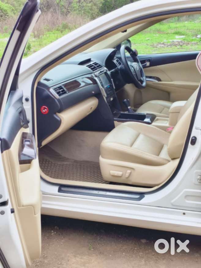 Toyota Camry Hybrid, 2017, Petrol