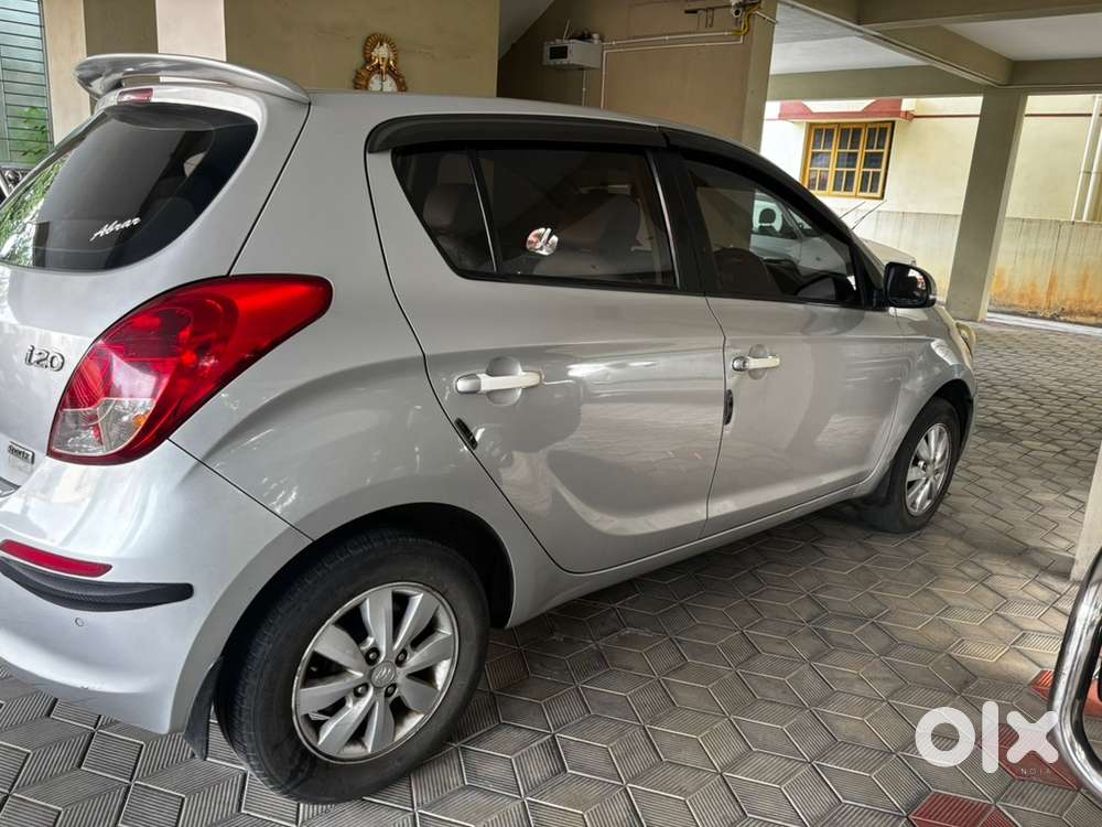 Hyundai I20 2012 Diesel Well Maintained Good Mileage