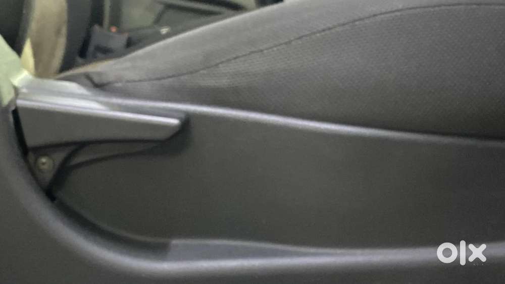 Tata Tiago 1.2 Revotron Xt, 2017, Petrol