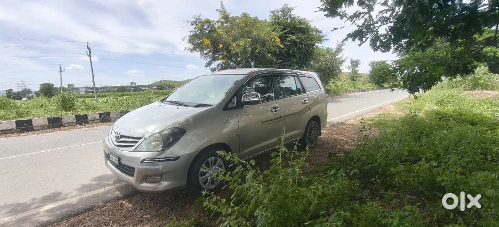 Toyota Innova 2.5 G 2009