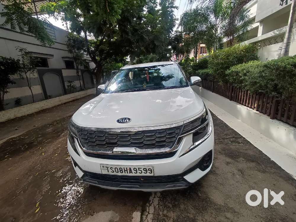 Kia Seltos 2020 Diesel White Color 105000 Km Driven