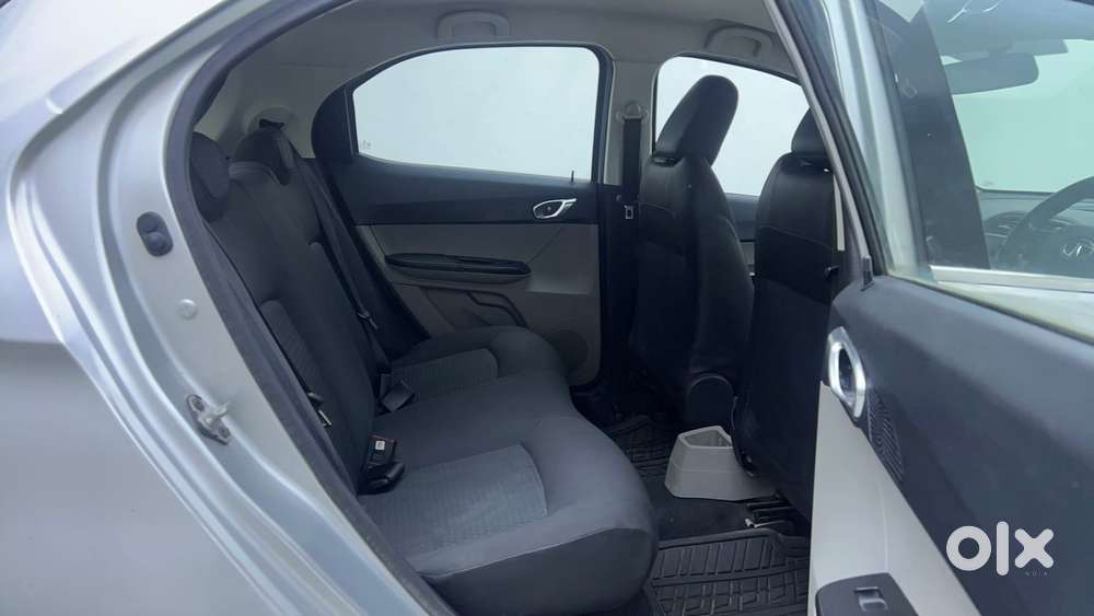 Tata Tiago Xza, 2019, Petrol