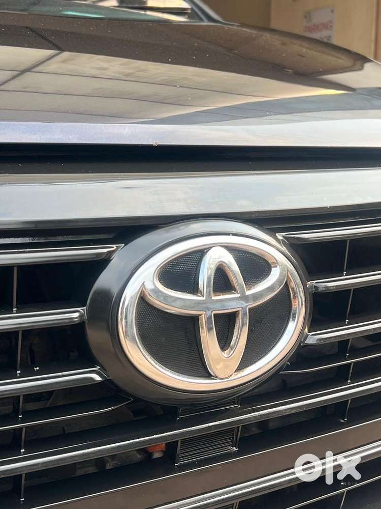 Toyota Innova Crysta 2021 Diesel 45000 Km Driven