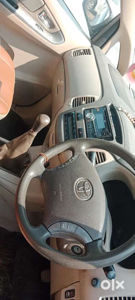 Toyota Innova 2009 Diesel 105000 Km Driven