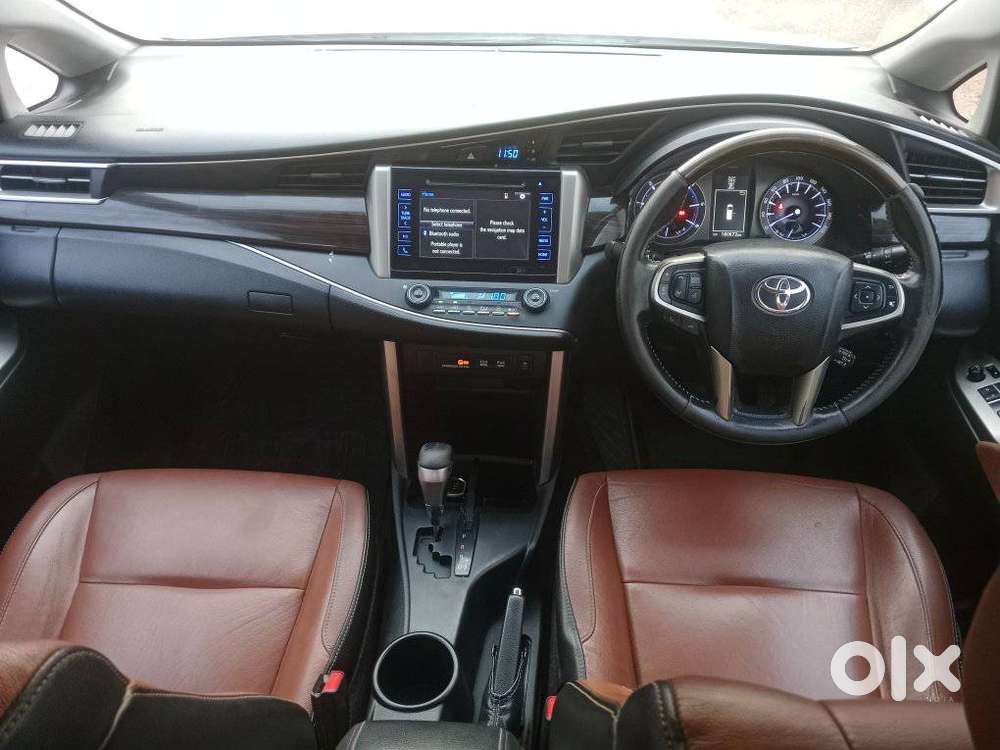 Toyota Innova Crysta 2.8z Automatic, 2016, Diesel