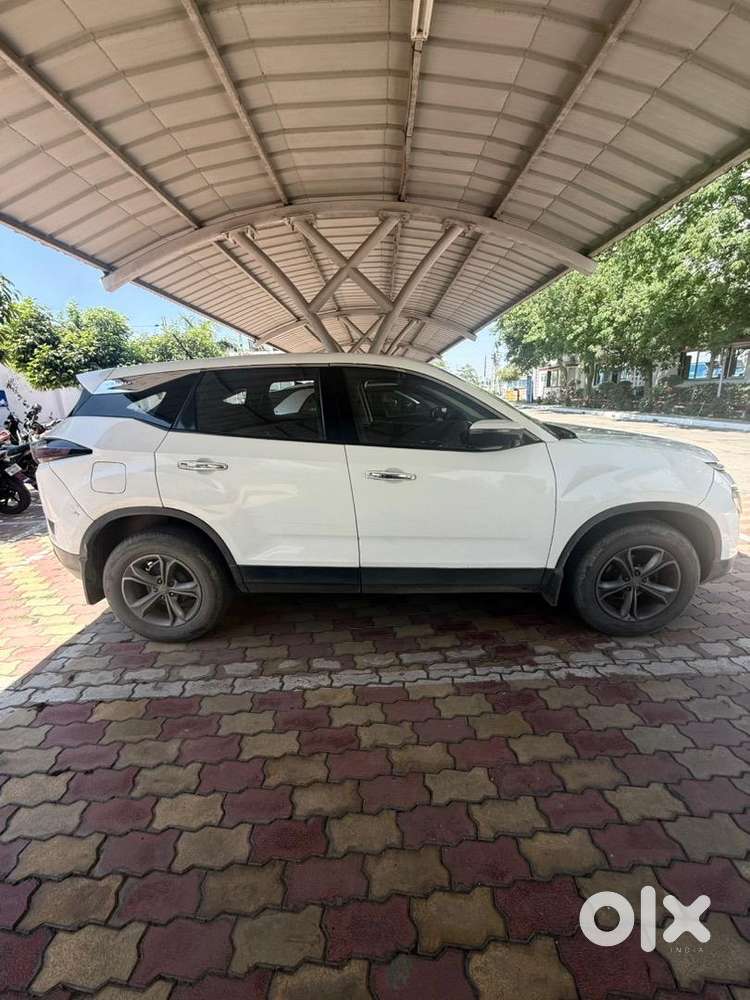 Tata Harrier 2020 Diesel Well Maintained Car With Sunroof