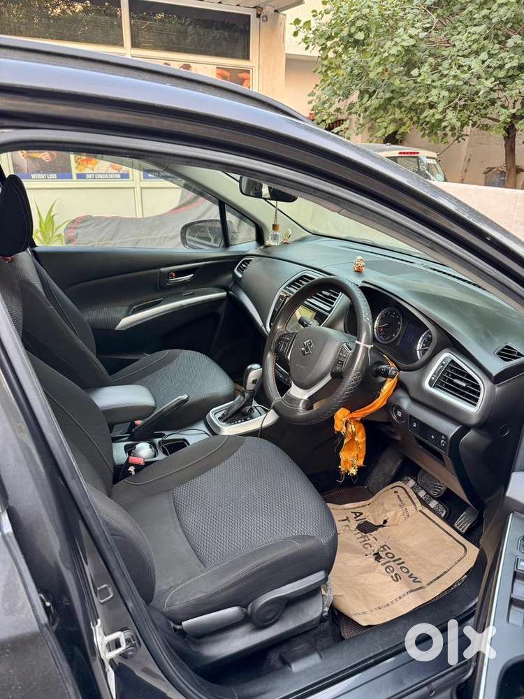 Maruti Suzuki S Cross 2022 Petrol Well Maintained