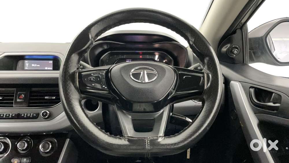 Tata Nexon 1.2 Revotron Xm (s), 2022, Cng & Hybrids