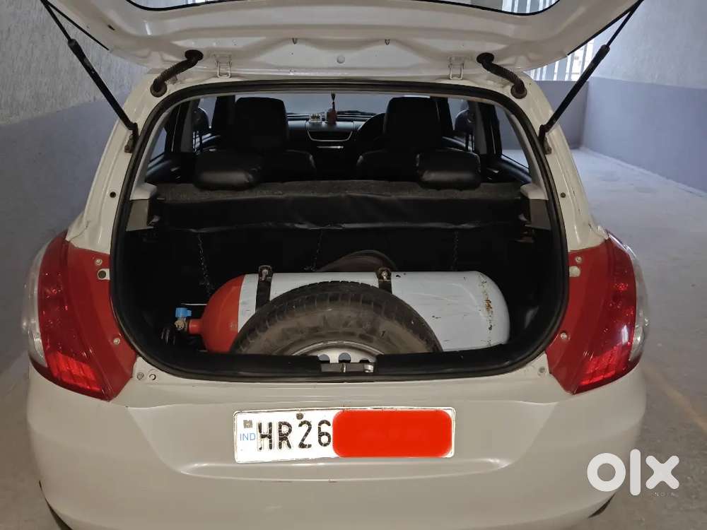 Maruti Suzuki Swift Lxi 2015 Cng