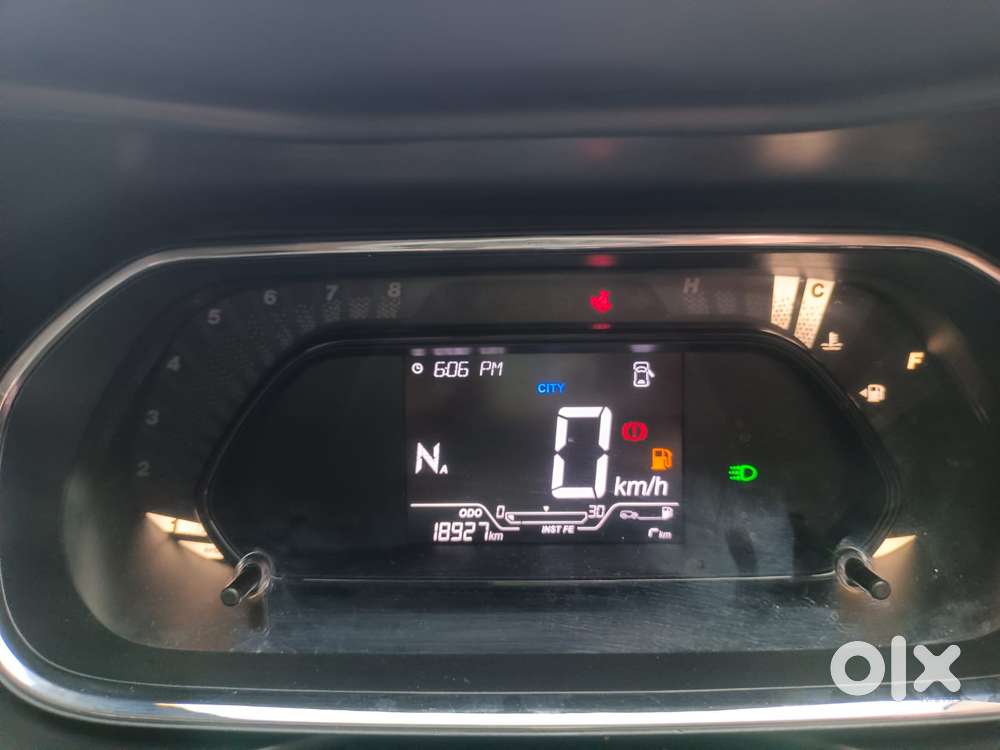 Tata Nexon 1.5 Revotorq Xz Plus Dual Tone, 2023, Petrol