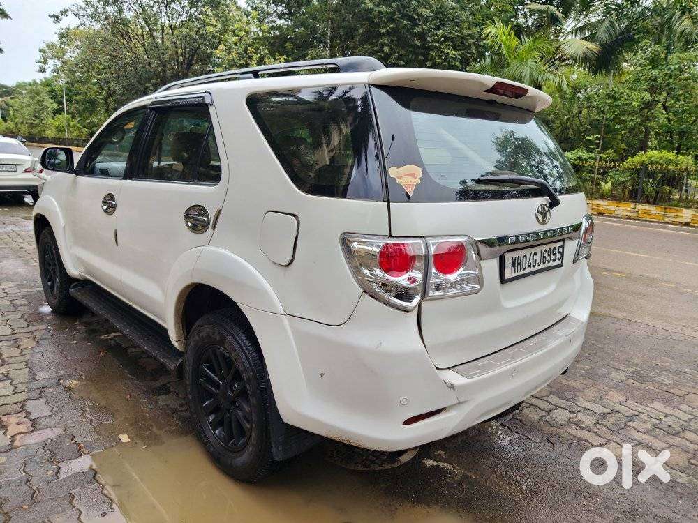 Toyota Fortuner 4x2 Manual, 2014, Diesel