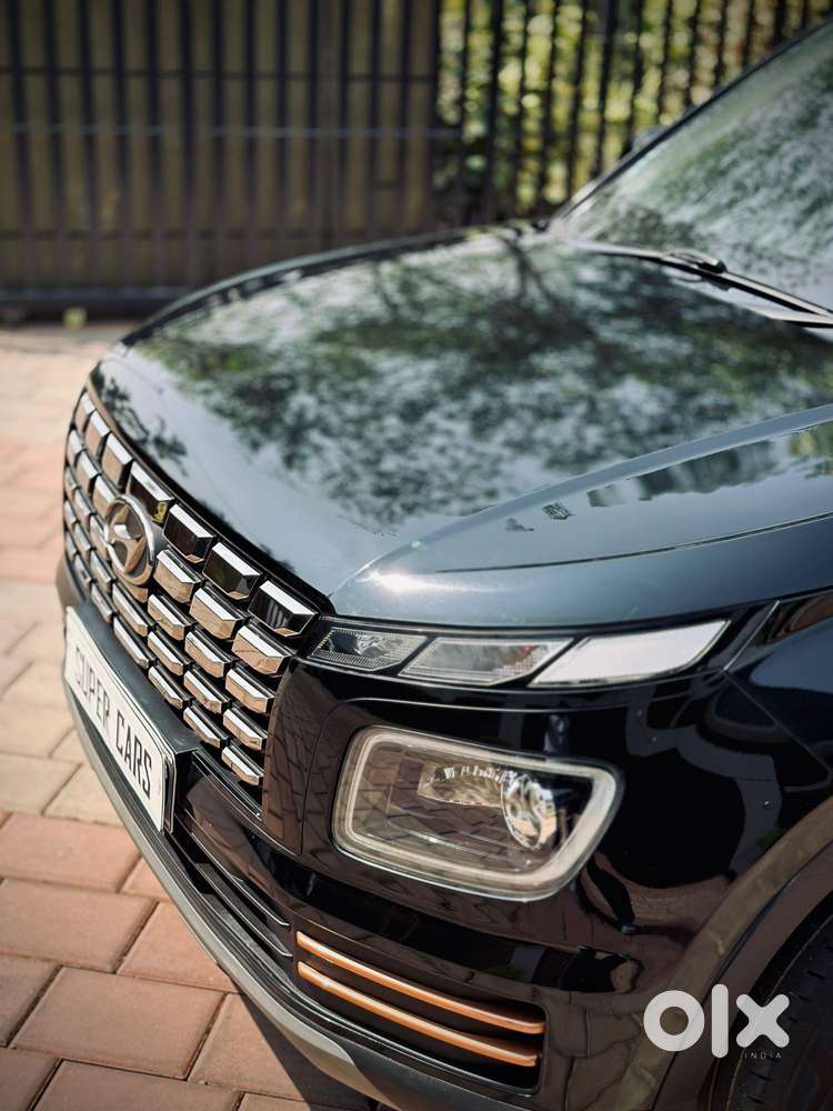 Hyundai Venue Sx 1.2 Mt Knight Edition, 2022, Petrol