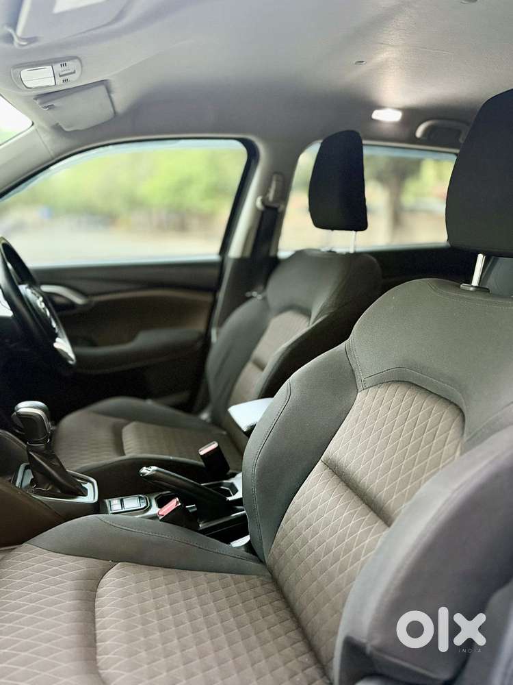 Toyota Urban Cruiser Hyryder 1.5 S Hybrid, 2024, Petrol