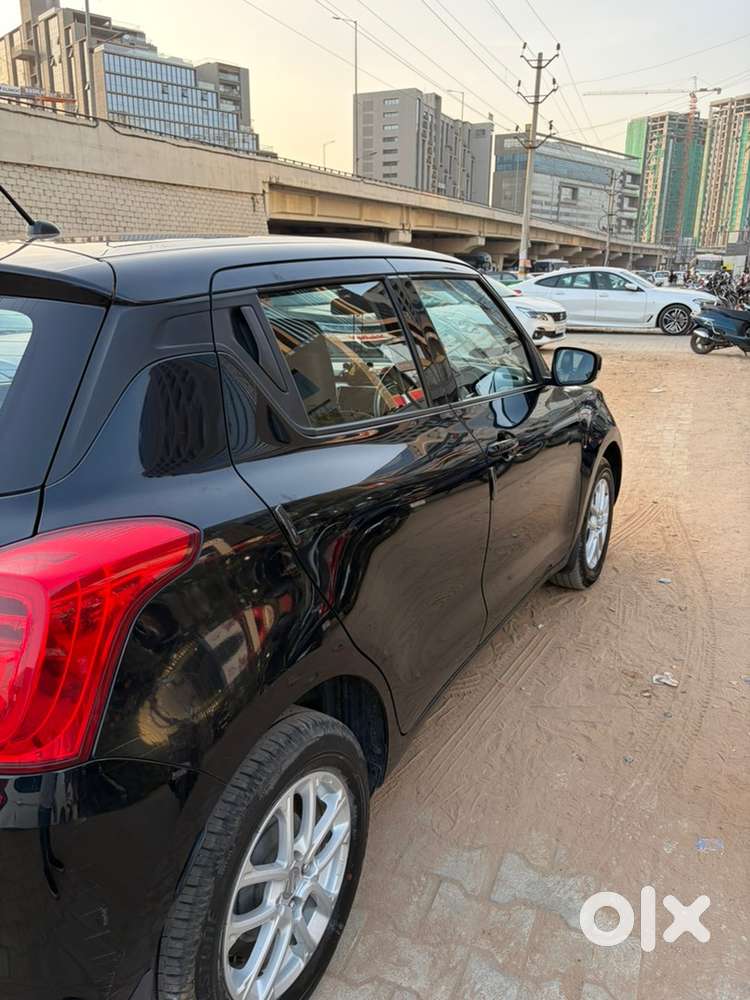 Maruti Suzuki Swift Automatic 2024 Petrol 38000 Km Driven