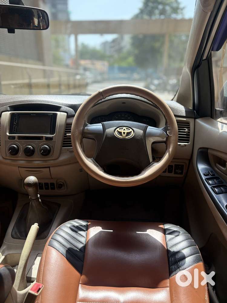 Toyota Innova 2.5 G (diesel) 8 Seater, 2014, Diesel