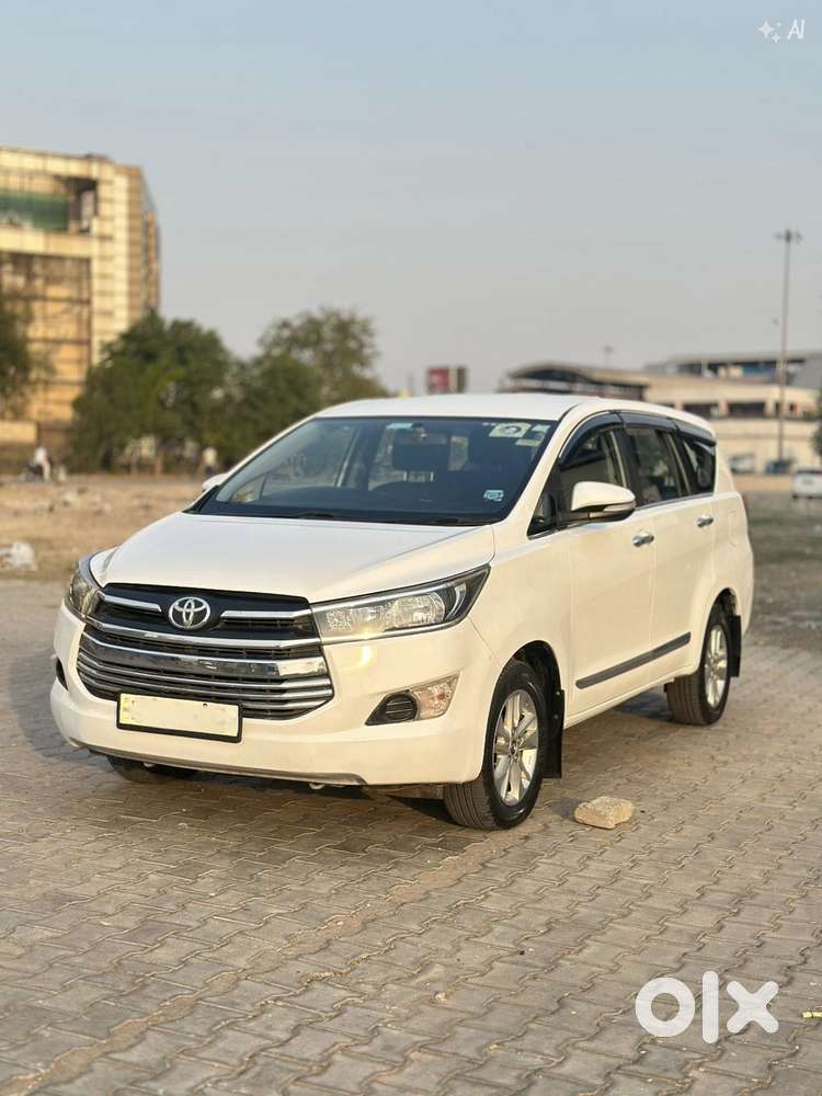 Toyota Innova Crysta 2.4 Gx Mt, 2017, Diesel