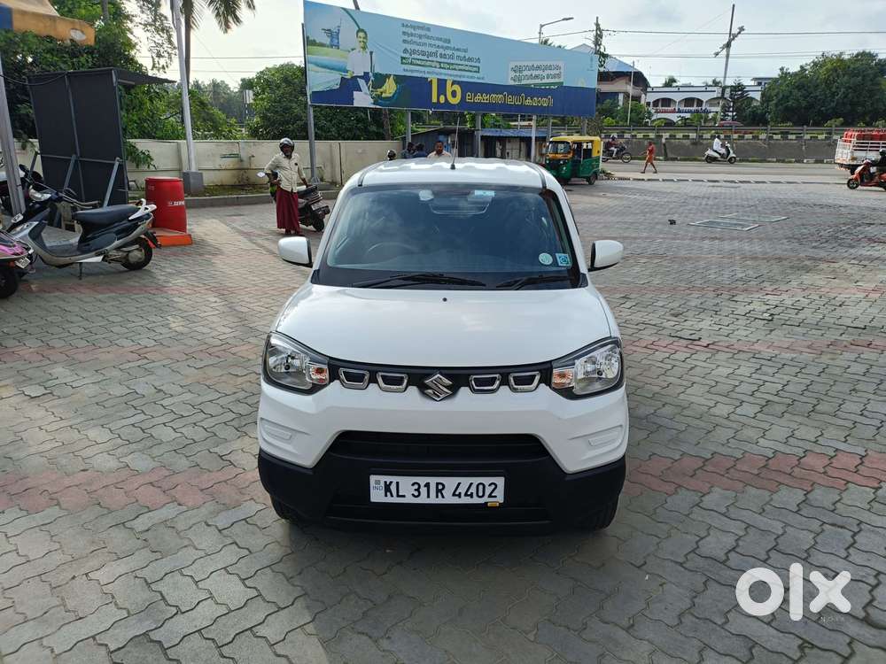 Maruti Suzuki S-presso Vxi Plus, 2022, Petrol