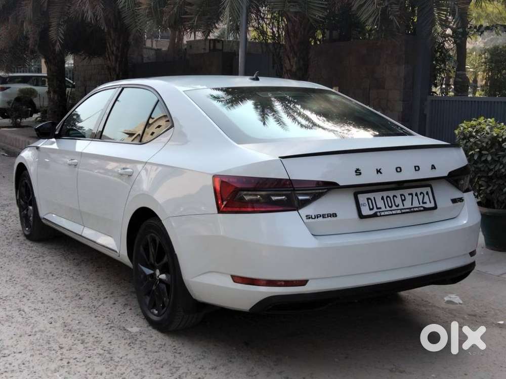 Skoda Superb 2.0 Sportline Tsi At, 2021, Petrol