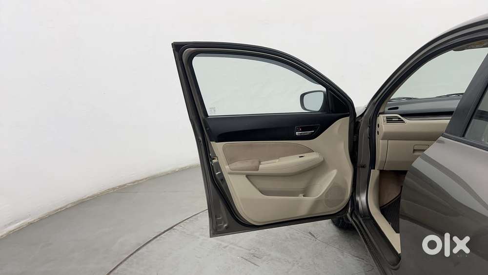 Maruti Suzuki Dzire Vxi Ags, 2022, Petrol