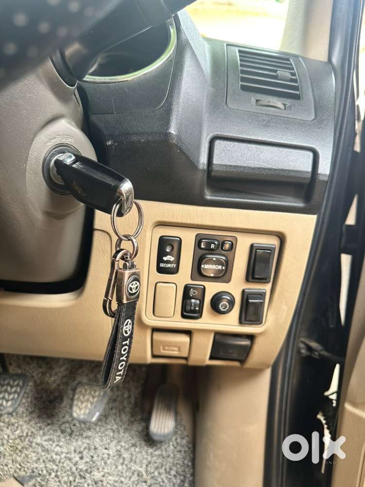 Toyota Fortuner Diesel 2010 Year
