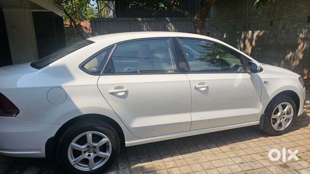 Volkswagen Vento 2010-2013 Petrol Highline, 2014, Petrol
