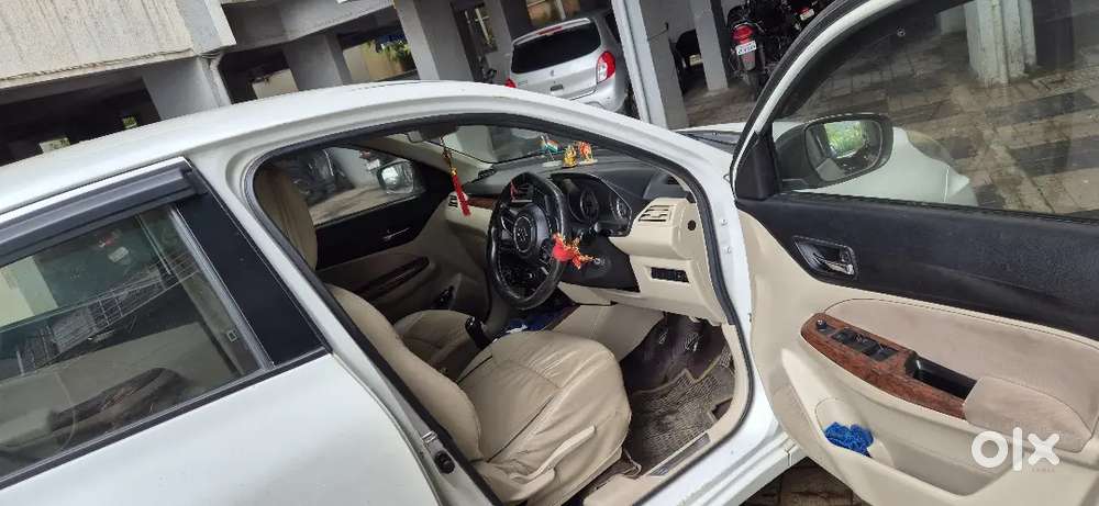 Maruti Suzuki Dzire 2017 Petrol Well Maintained