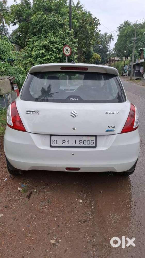 Maruti Suzuki Swift 1.3 Vxi, 2014, Petrol