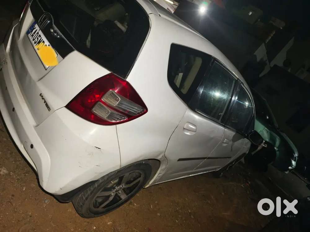 Honda Jazz 2011 Petrol 60000 Km Driven
