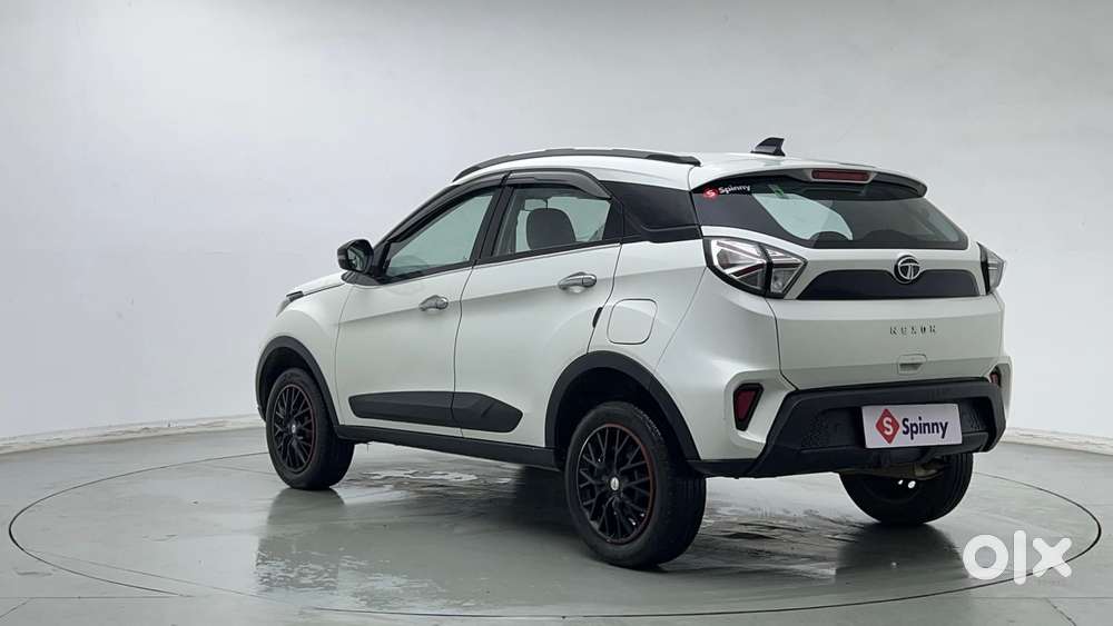 Tata Nexon 1.2 Revotron Xma Amt (s), 2022, Petrol
